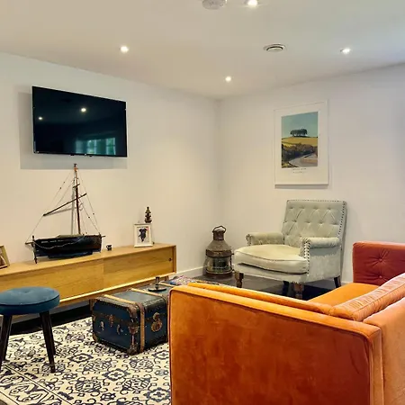Casa vacanze Seawynds Family Sleeps 13 With Far Reaching Sea Views *